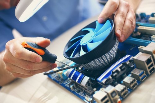 DIPLOMA  IN  HARDWARE  &  NETWORKING